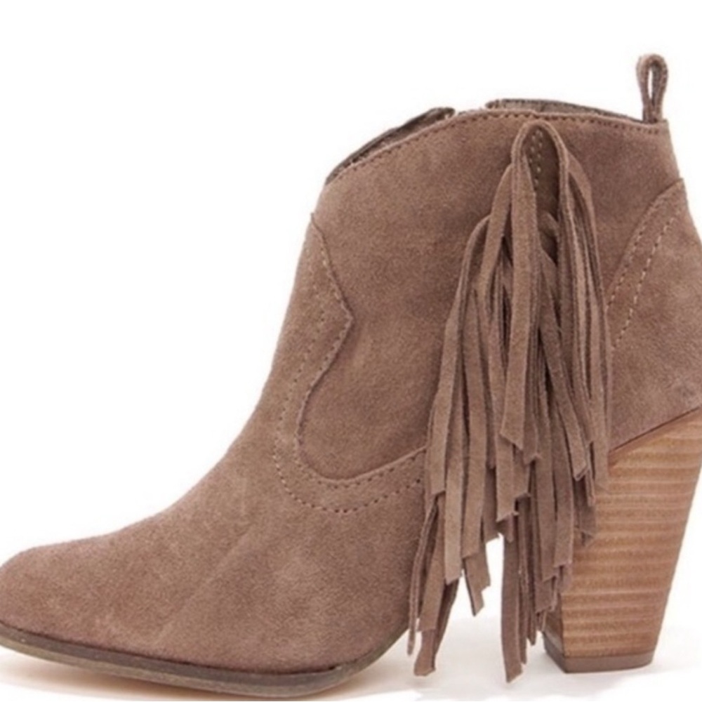 Brand New Steve Madden Taupe Suede Fringe Ankle Boots Booties Size 8